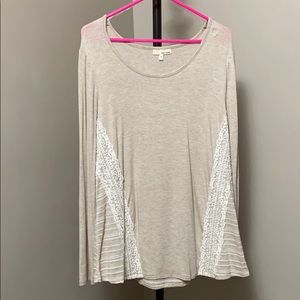 Women’s long sleeve shirt